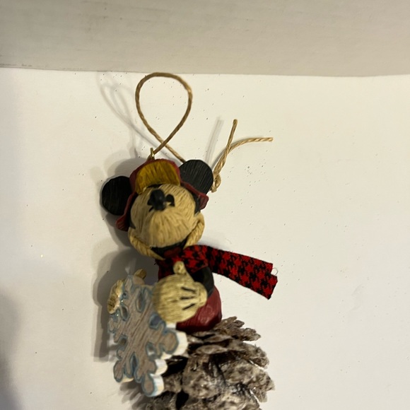 Mickey Mouse Super Rare Handmade Pinecone and Snowflake Ornament Disney - Picture 7 of 11